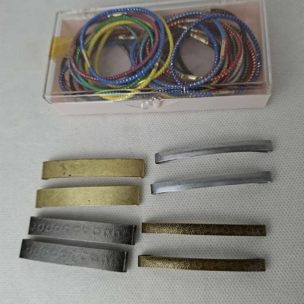 Vintage Metal Hair Clip (4 Set) Plus Elastic Hair Ties (X32)